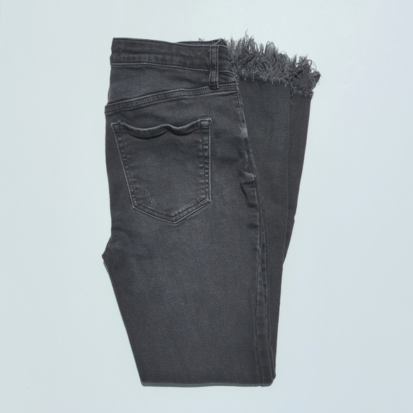 Free People Great Heights Distressed Frayed Ankle Cropped Skinny Jeans Black 26 - Picture 1 of 16